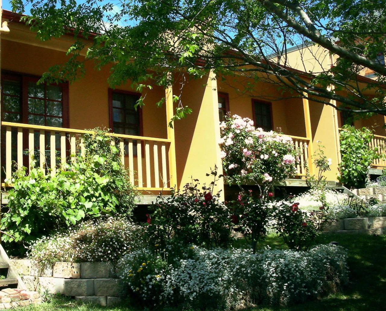 Meredith House Свонсі Екстер'єр фото