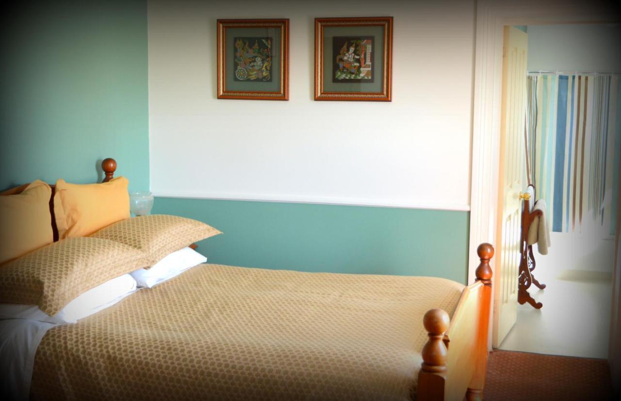 Meredith House Свонсі Екстер'єр фото